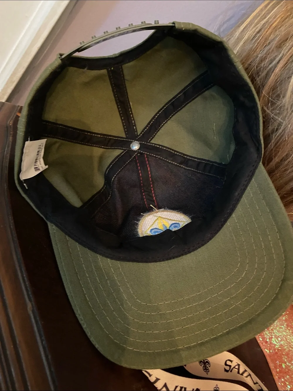 ! The Cap Boy Scout size M/L with card holder in great condition